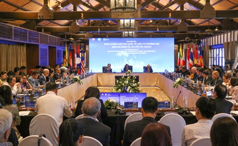 External information on the economy, politics, culture, and society in Da Nang city from Apr 7 to 12