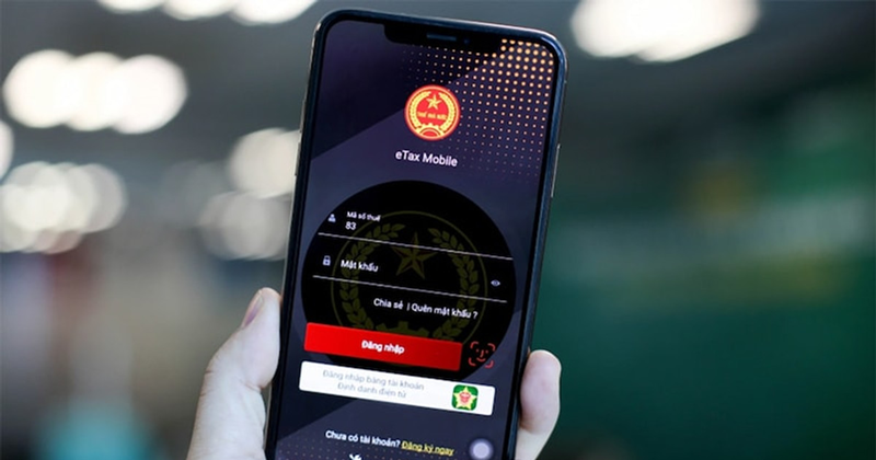 Hộ, cá nhân kinh doanh được trải nghiệm kê khai, nộp thuế điện tử trên eTax Mobile trước 1-1-2026