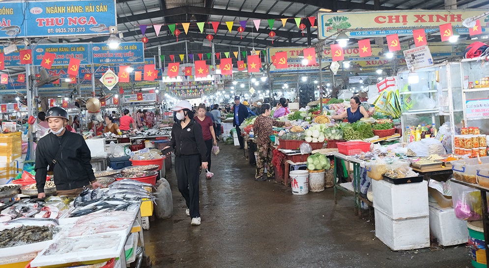 Hộ kinh doanh, cá nhân kinh doanh không phải nộp lệ phí môn bài từ năm 2026