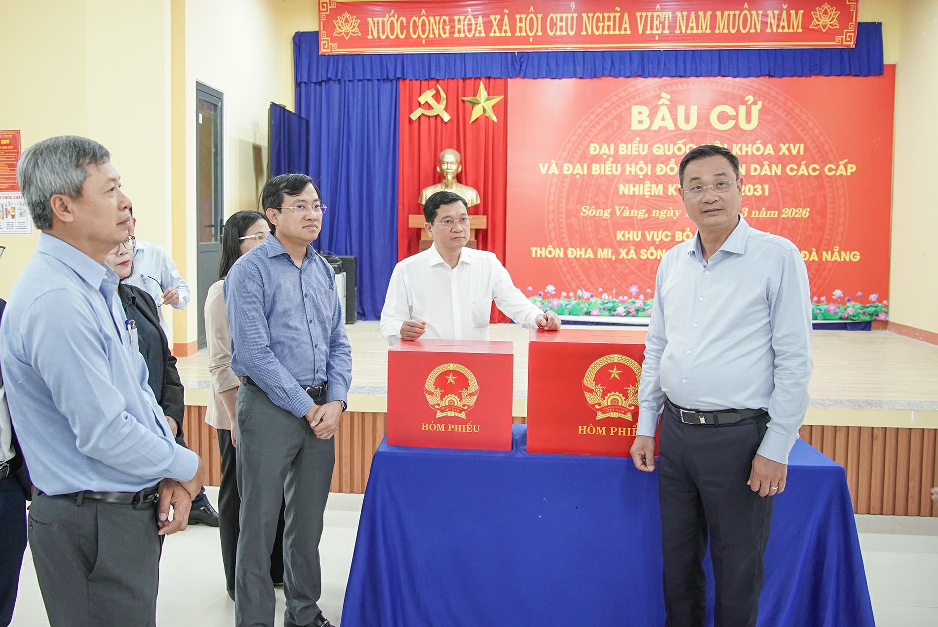 Tập trung cao độ, chuẩn bị chu đáo cho công tác bầu cử