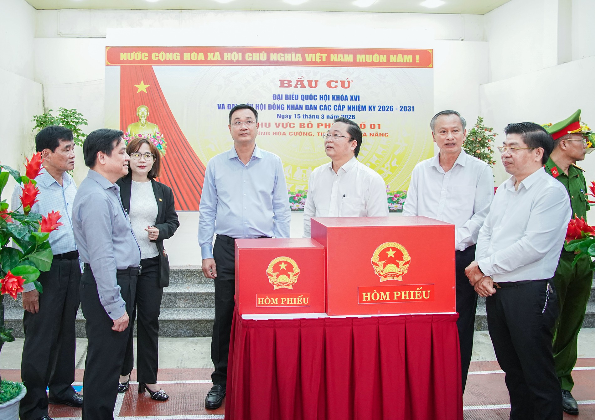 Video: Bí thư Thành ủy Lê Ngọc Quang đề nghị tạo điều kiện tốt nhất để cử tri bầu cử đầy đủ, thuận lợi