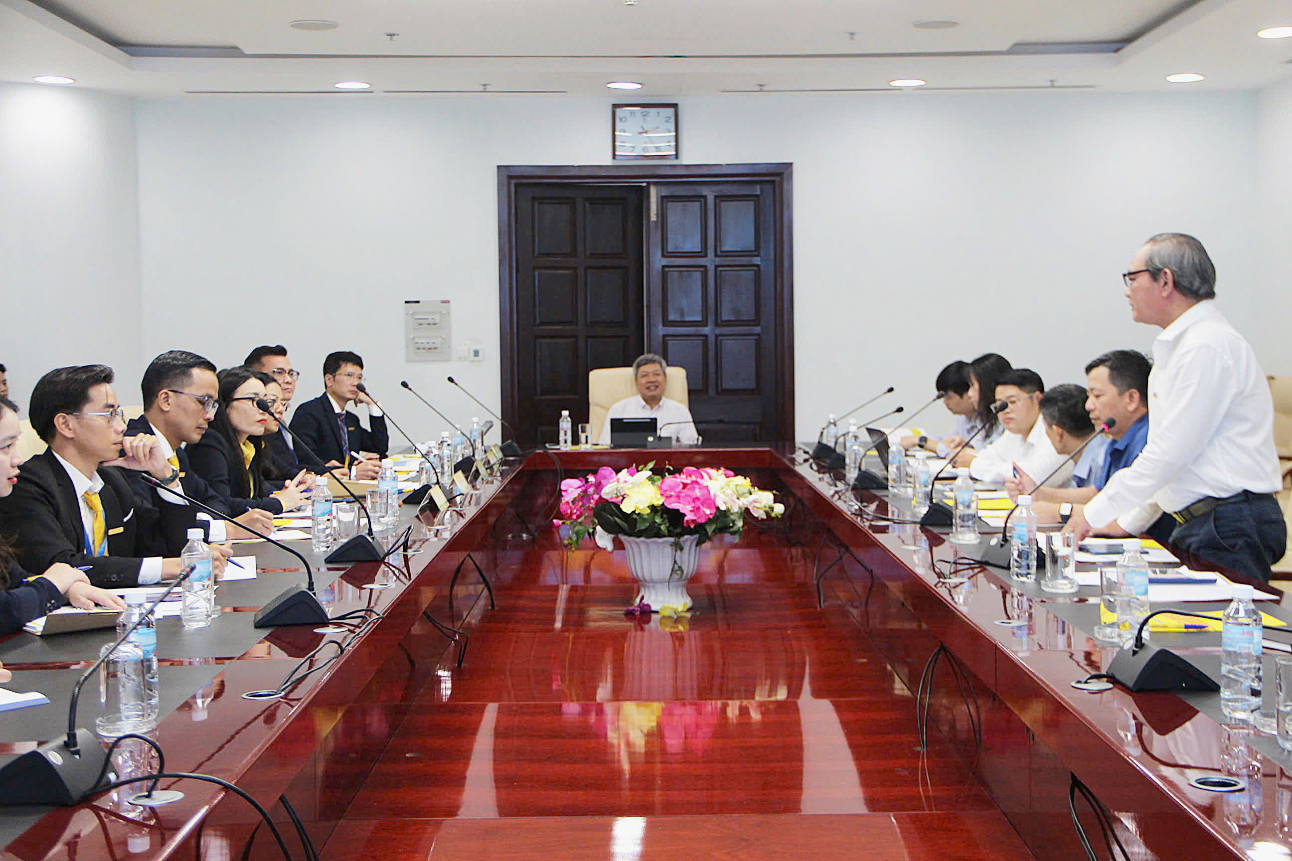 Tăng cường hợp tác triển khai thanh toán số trong giải quyết thủ tục hành chính