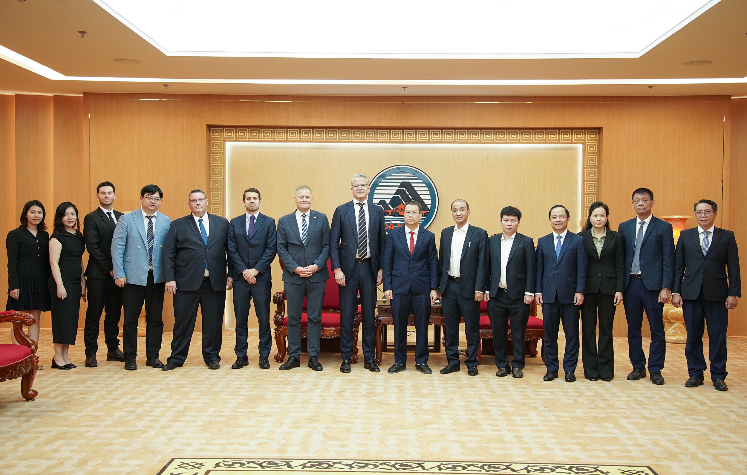 Đà Nẵng tăng cường hợp tác phát triển cảng Liên Chiểu và logistics với Tập đoàn A.P. Moller Maersk