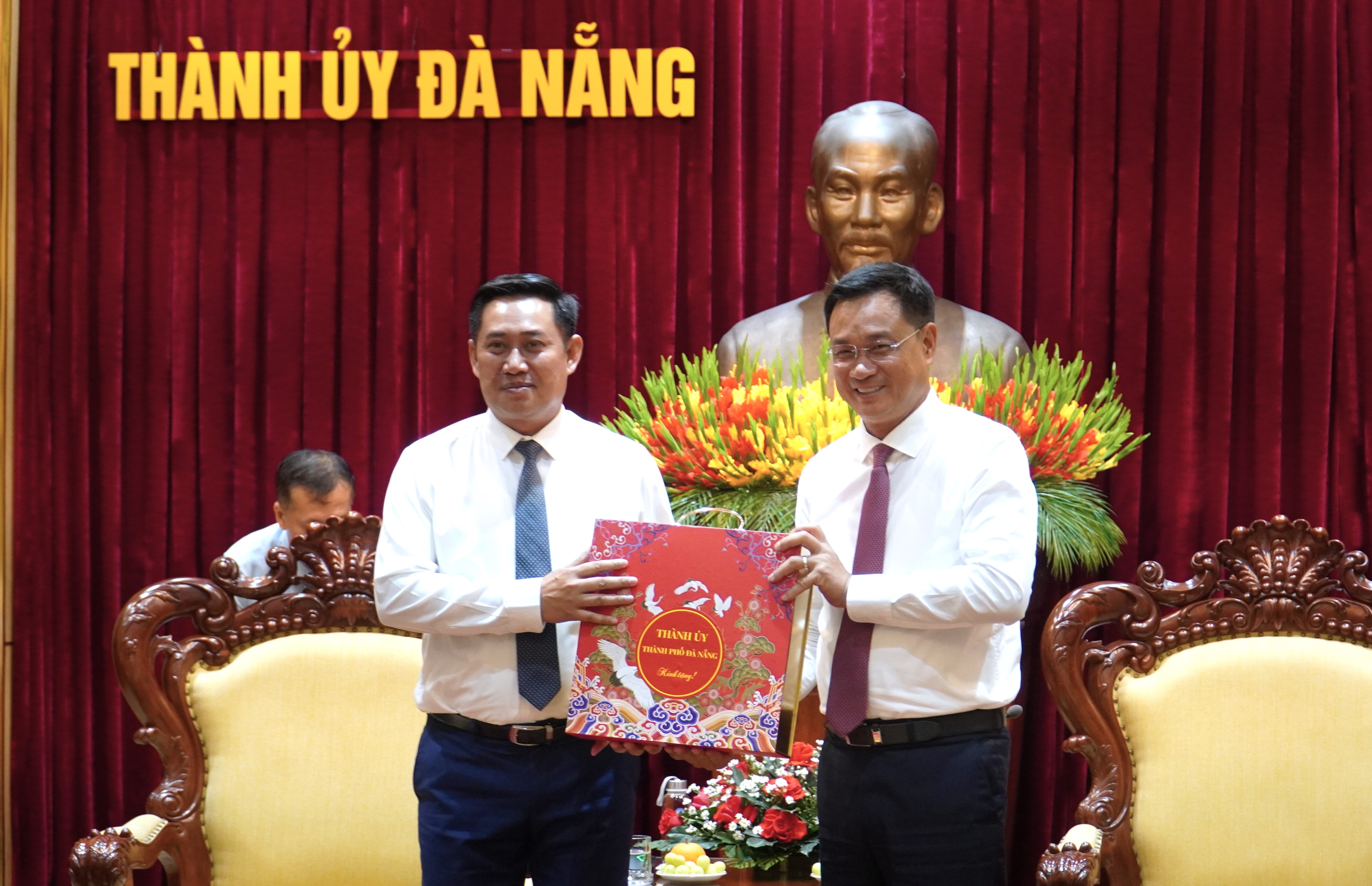 Thúc đẩy hợp tác toàn diện giữa Đà Nẵng và Champasak (Lào)