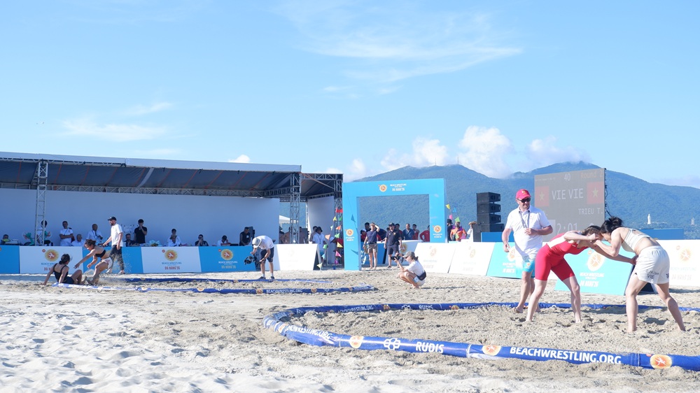 Khai mạc Giải Danang Beach Wrestling World Series 2026