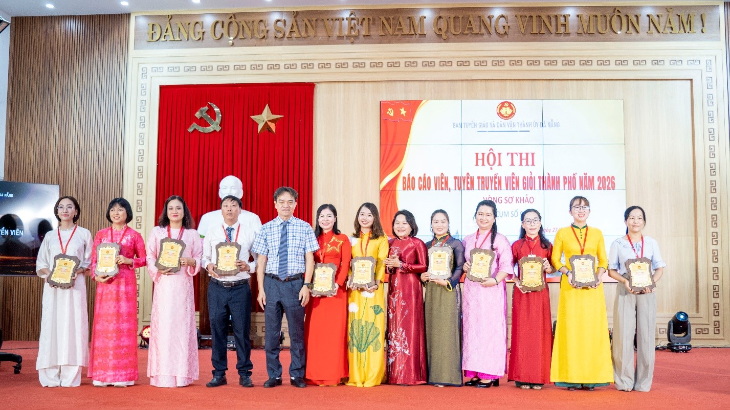Sôi nổi Hội thi báo cáo viên, tuyên truyền viên giỏi cụm số 9