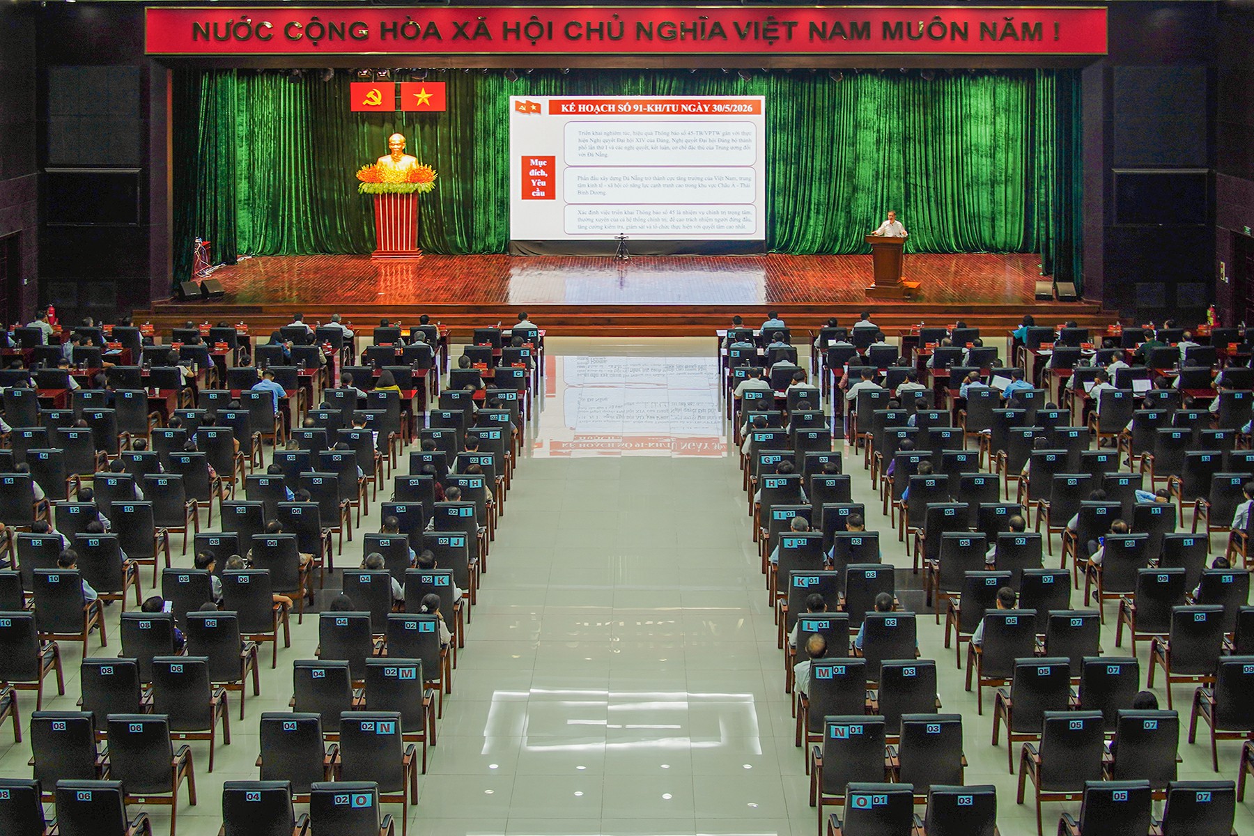 Hội nghị quán triệt, triển khai các văn bản mới của Trung ương và Thành ủy
