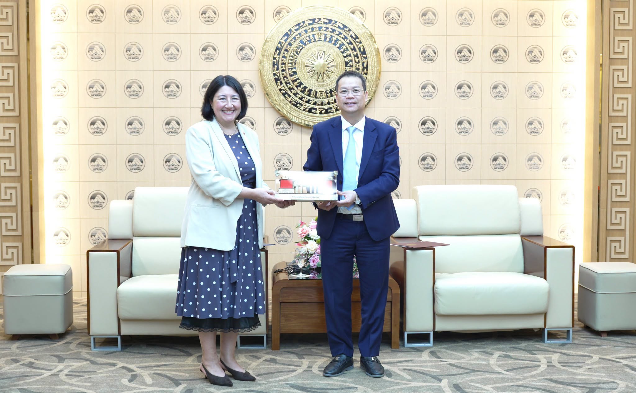 Da Nang and Chile Discuss New Cooperation Potential